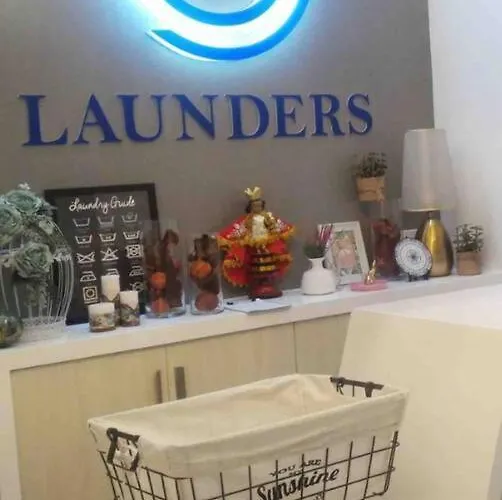 Affordable Friendly Budget Unit Near Ayala Center